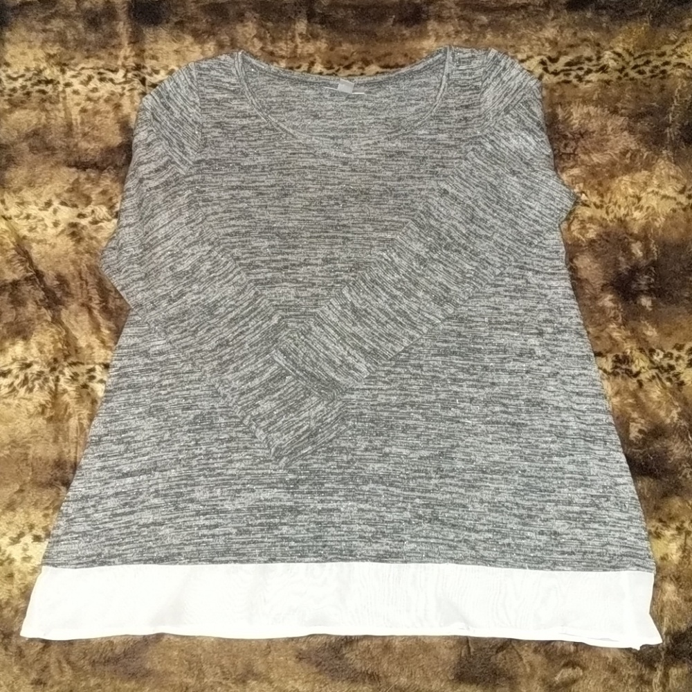 Xl maternity shirt